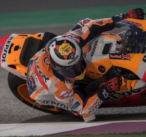 Jorge Lorenzo, subido en su Honda Jorge Lorenzo, subido en su Honda