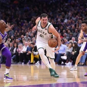 Mirotic, durante el partido contra los Kings Mirotic, durante el partido contra los Kings