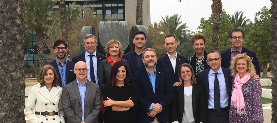 Juan José Ruiz con la candidatura que encabeza a las elecciones a rector de la UMH de Elche Juan José Ruiz con la candidatura que encabeza a las elecciones a rector de la UMH de Elche