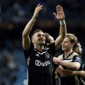Dusan Tadic celebra la victoria del Ajax en el Bernabéu