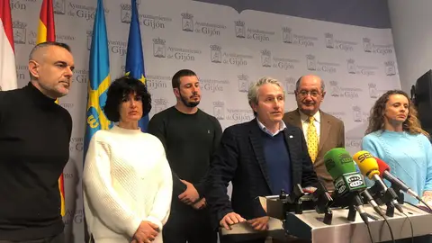 Rueda de prensa de la Unión de Comerciantes del Principado ¿Tiene futuro en Gijón la renta social?
