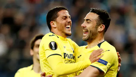 Iborra y Fornals celebran uno de los goles del Villarreal ante el Zenit Iborra y Fornals celebran uno de los goles del Villarreal ante el Zenit