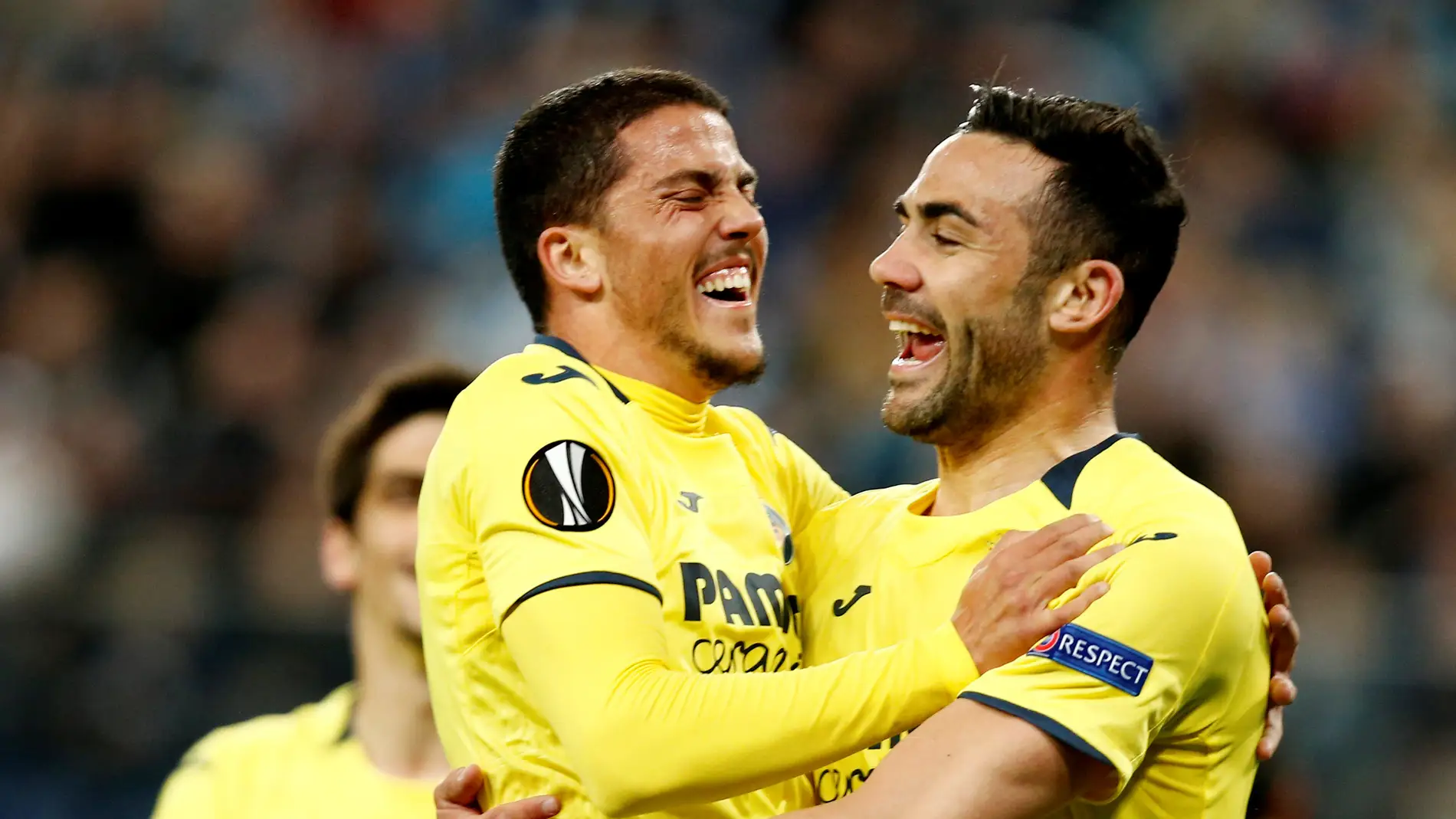 Iborra y Fornals celebran uno de los goles del Villarreal ante el Zenit