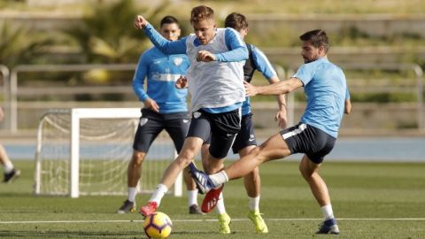 Iv&aacute;n Alejo, en un entrenamiento del M&aacute;laga CF
