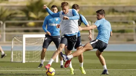 Iván Alejo, en un entrenamiento del Málaga CF Iván Alejo, en un entrenamiento del Málaga CF