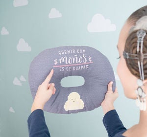Cojín para dormir con moños de fallera Cojín para dormir con moños de fallera