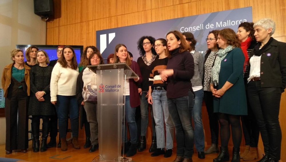 Representantes de PSIB, Podemos y MES en el Consell de Mallorca.