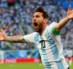 Leo Messi celebra un gol con Argentina Leo Messi celebra un gol con Argentina