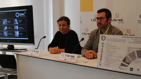 El regidor de Congressos Diego Vila i la directora de la UNED MªRosario Andreu han presentat la jornada Multicodi. La cita compta ja amb 90 inscrits per participar en la jornada multidisciplinar este mes de març.