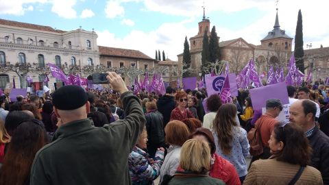Concentraci&oacute;n en la Plaza de Cervantes