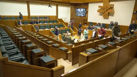 ¿Cuántos escaños necesita el PNV para tener mayoría absoluta en el País Vasco? Imagen del Parlamento Vasco