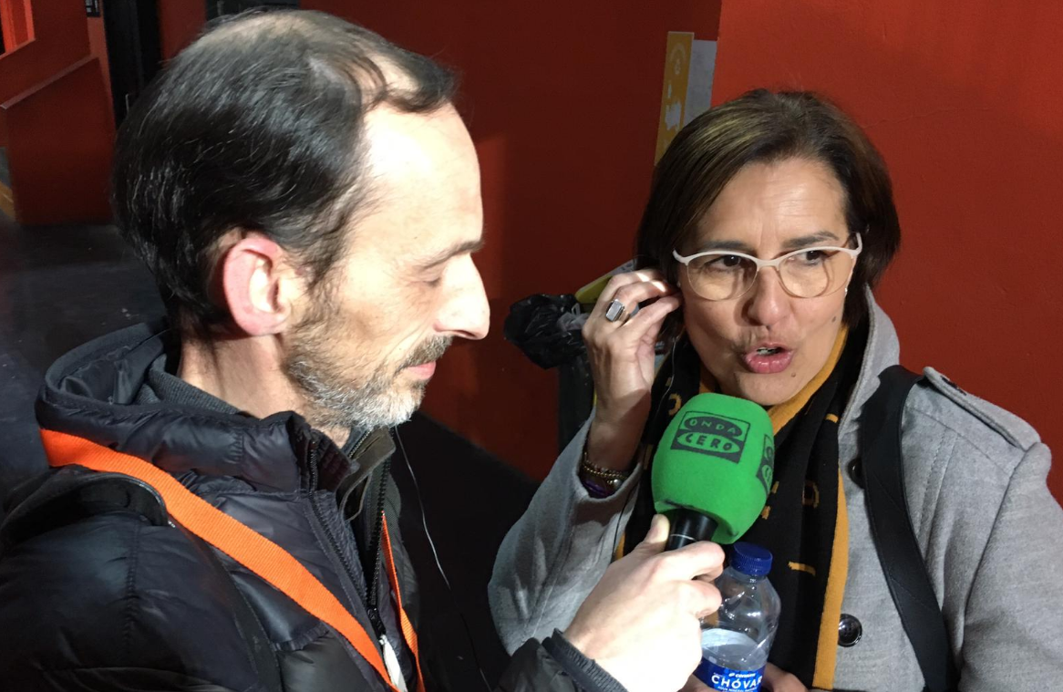 La madre de Carlos Soler: "Ser madre de un futbolista es muy bonito pero también se sufre mucho" La madre de Carlos Soler: "Ser madre de un futbolista es muy bonito pero también se sufre mucho"