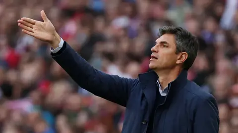 Pellegrino, durante el partido contra el Atlético de Madrid Pellegrino, durante el partido contra el Atlético de Madrid