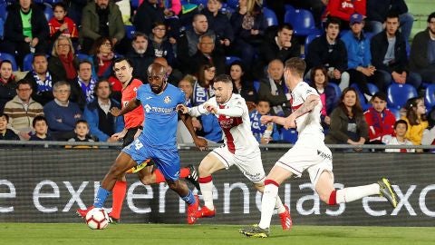 Momento del partido entre Getafe y Huesca