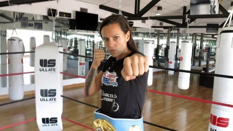 Joana Pastrana, campeona del mundo de peso ligero de boxeo