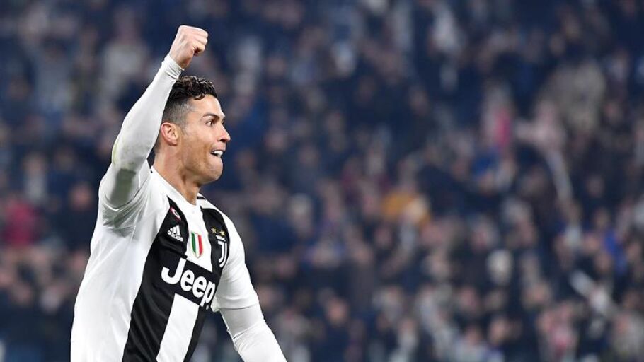 Cristiano Ronaldo marca un gol ante el Atl&eacute;tico. 