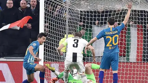Juanfran Torres, en el partido ante la Juventus. Juanfran Torres, en el partido ante la Juventus.