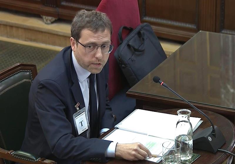 El exjefe de Diplocat admite pagos a "expertos", pero "no a observadores internacionales" el 1-O El exjefe de Diplocat admite pagos a "expertos", pero "no a observadores internacionales" el 1-O