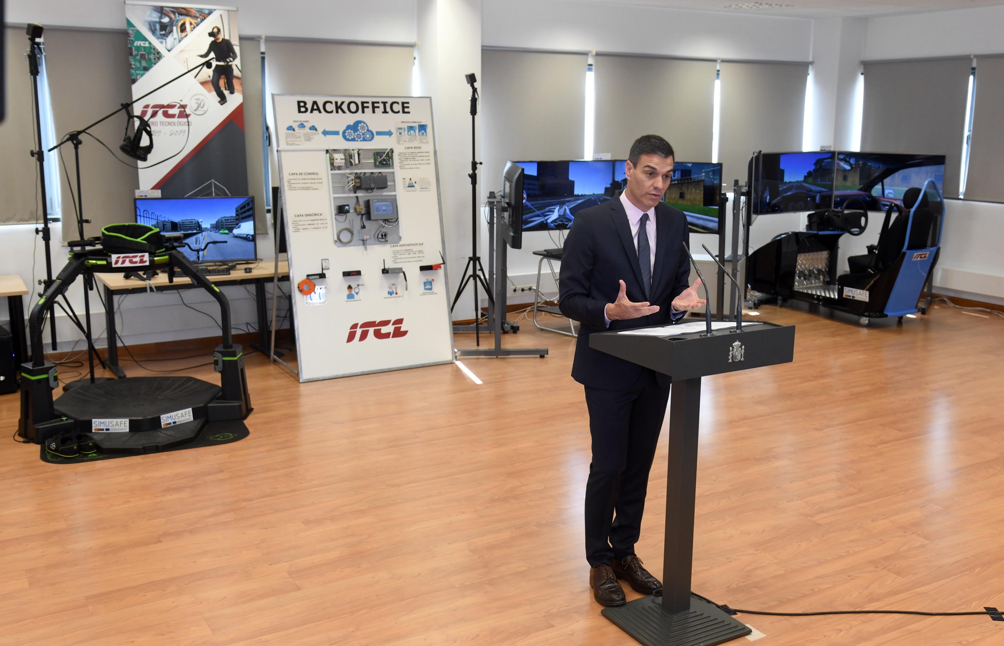 Pedro Sánchez apuesta por aplicar el conocimiento científico a las empresas. Pedro Sánchez apuesta por aplicar el conocimiento científico a las empresas.