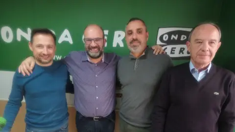 Felip Sánchez (Compromís), Vicente Granero (PP), Fernando Durá (Ilicitanos por Elche) y el profesor José Ruiz Felip Sánchez (Compromís), Vicente Granero (PP), Fernando Durá (Ilicitanos por Elche) y el profesor José Ruiz