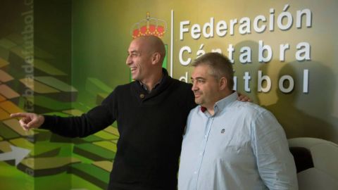 Rubiales con Pel&aacute;ez.