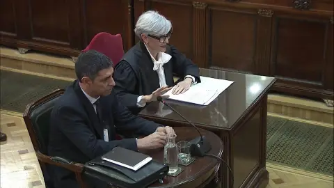 Josep Lluís Trapero durante su declaración Josep Lluís Trapero durante su declaración