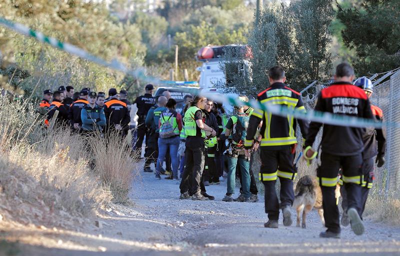 Detenidos los padres de los dos niños hallados muertos en Godella Detenidos los padres de los dos niños hallados muertos en Godella