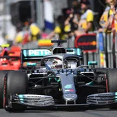 Lewis Hamilton sale al circuito de Albert Park Lewis Hamilton sale al circuito de Albert Park