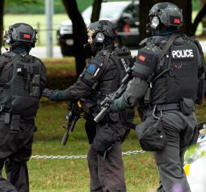 Policía de Nueva Zelanda tras el doble atentado Policía de Nueva Zelanda tras el doble atentado
