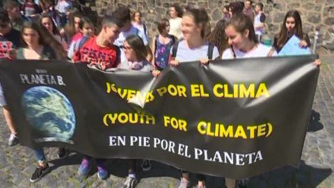 Antena 3 Noticias Canarias (15-03-19) Los j&oacute;venes se movilizan contra el cambio clim&aacute;tico
