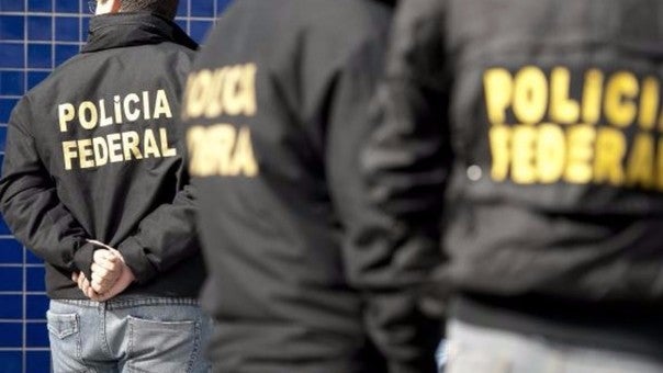 Un hombre mata a tres personas en una iglesia de Brasil tras asesinar a su expareja Un hombre mata a tres personas en una iglesia de Brasil tras asesinar a su expareja