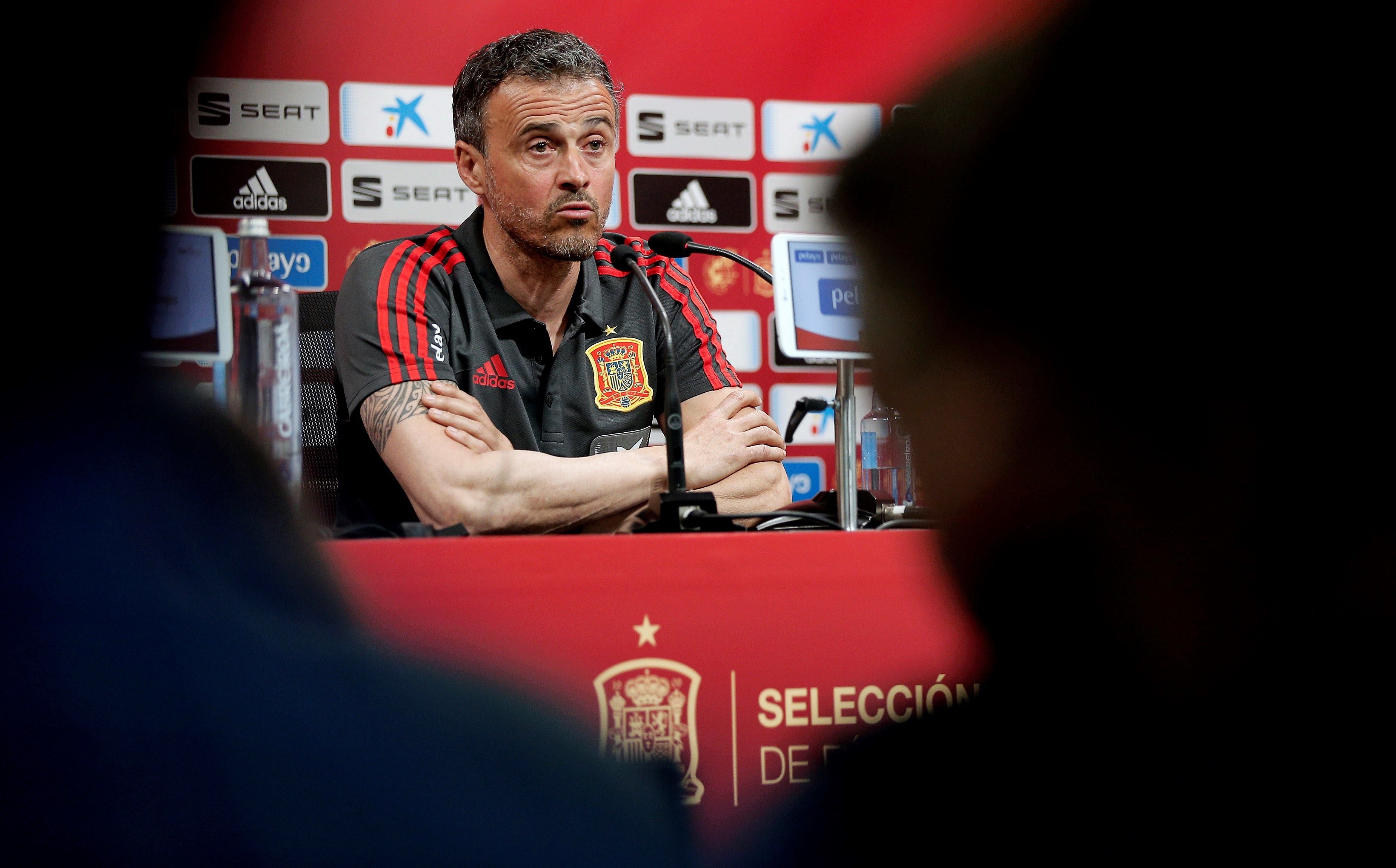Luis Enrique: "Me gustaría tener un once y unos jugadores fijos, va a ser un proceso largo" Luis Enrique: "Me gustaría tener un once y unos jugadores fijos, va a ser un proceso largo"