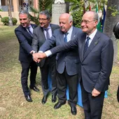 Se firma la cesión de terrenos para el nuevo hospital de Málaga Se firma la cesión de terrenos para el nuevo hospital de Málaga