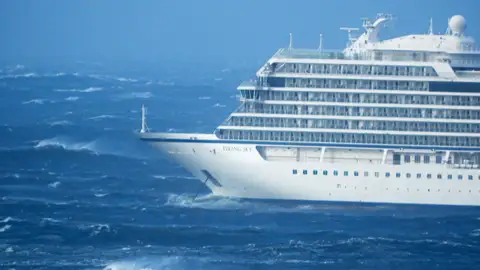 Desalojan un crucero en Noruega Desalojan un crucero en Noruega
