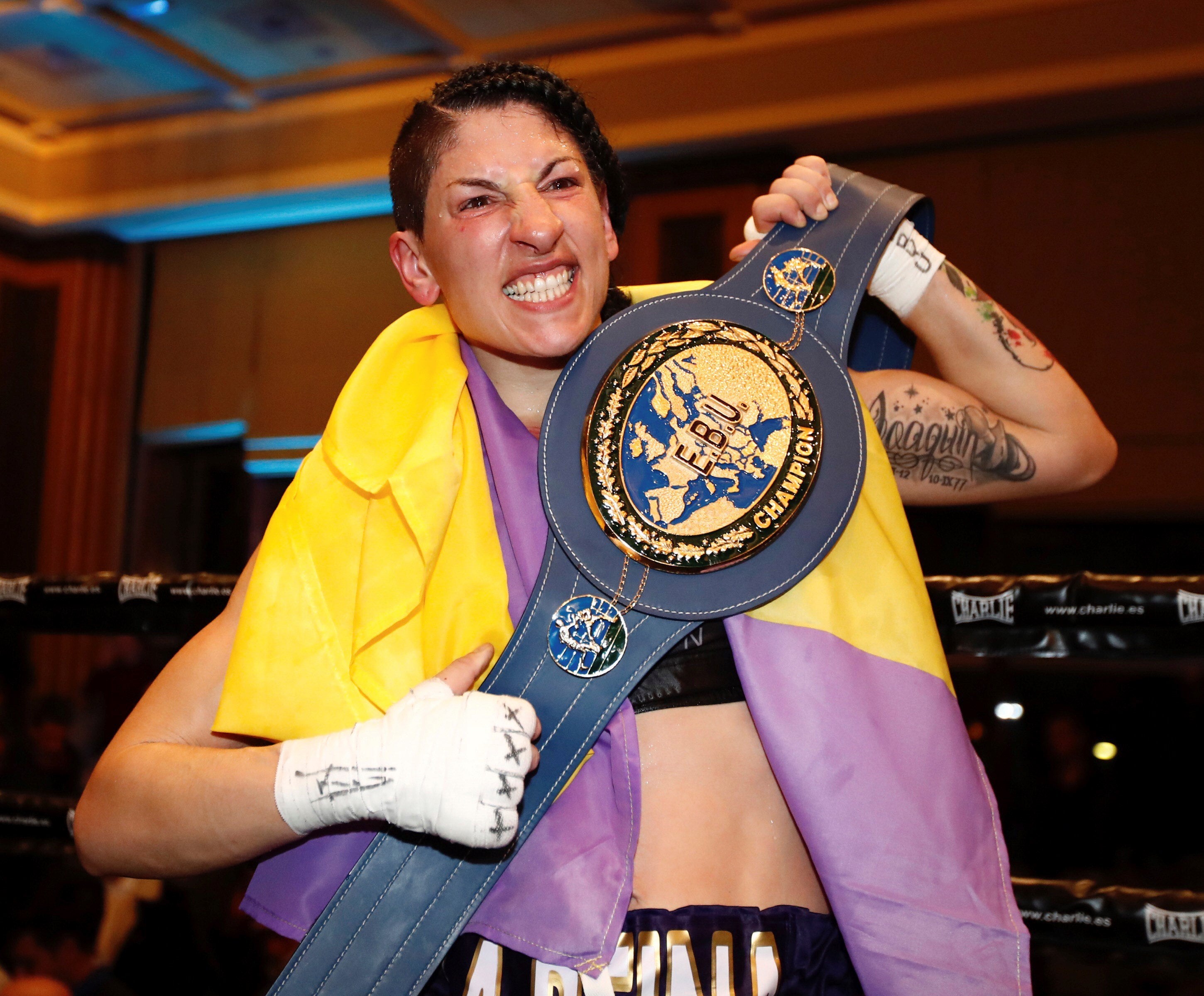 Miriam Gutiérrez se proclama campeona de Europa de peso ligero tras vencer a los puntos a Samantha Smith Miriam Gutiérrez se proclama campeona de Europa de peso ligero tras vencer a los puntos a Samantha Smith