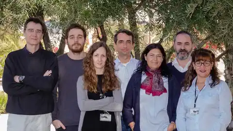 La investigadora Eloísa Herrera junto al resto de firmantes en este estudio La investigadora Eloísa Herrera junto al resto de firmantes en este estudio