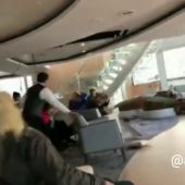 Momentos de miedo en el crucero averiado en Noruega por la entrada de agua y el vaivén del buque