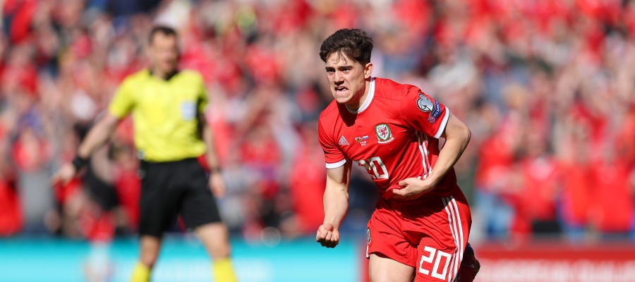 Daniel James celebra su gol ante Eslovaquia Daniel James celebra su gol ante Eslovaquia