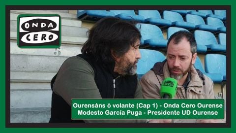 O presidente da UD Ourense conversa no campo do Couto con Onda Cero Ourense.