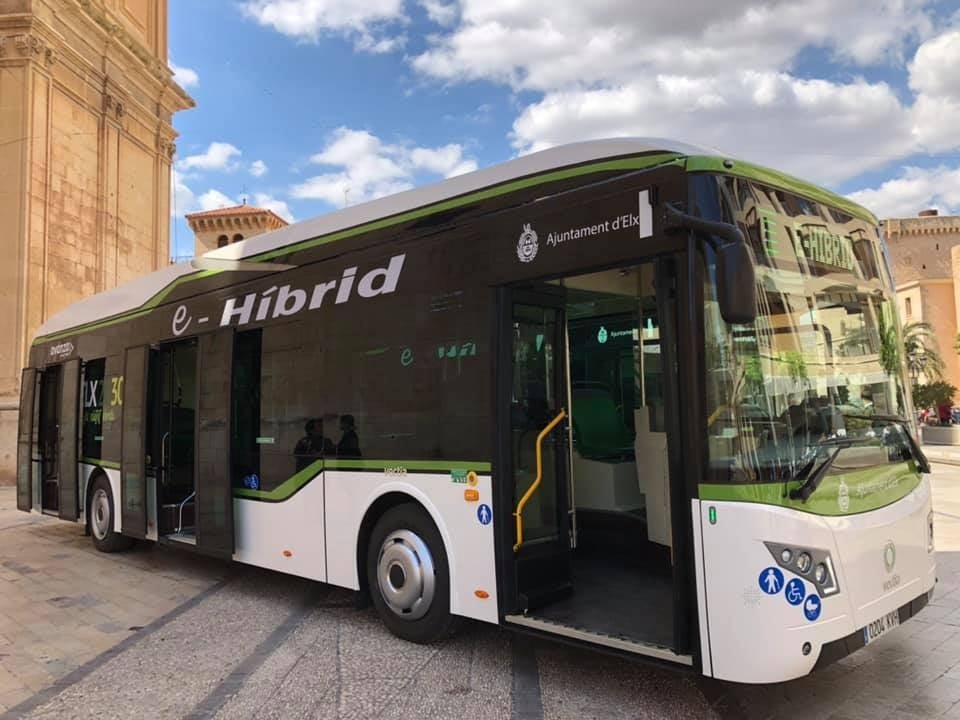 Elche estrena esta semana los dos primeros autobuses urbanos con capacidad para circular completamente en modo eléctrico Elche estrena esta semana los dos primeros autobuses urbanos con capacidad para circular completamente en modo eléctrico