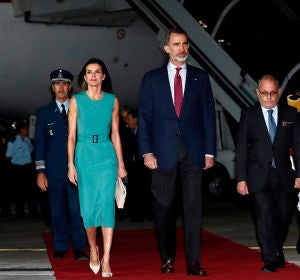 Los Reyes en el aeropuerto de Buenos Aires Los Reyes en el aeropuerto de Buenos Aires