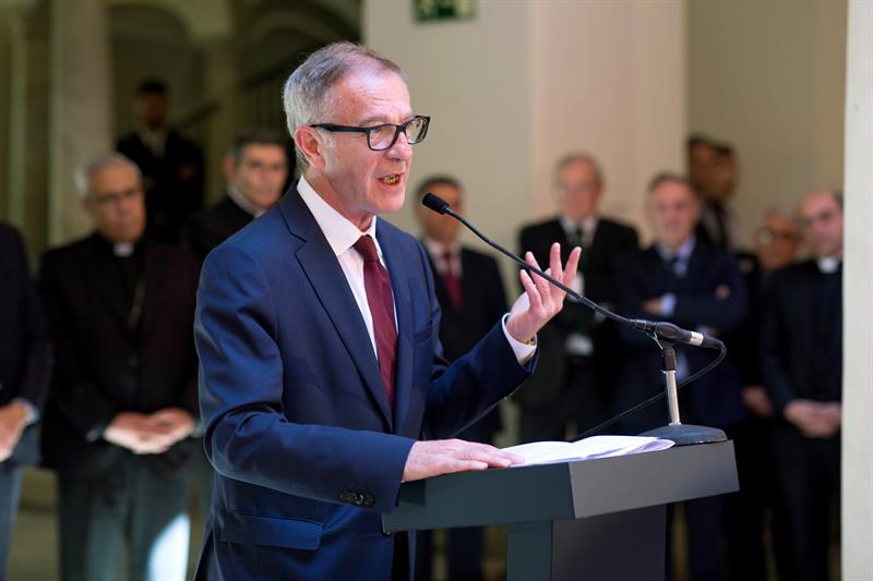 Guirao tiene "dudas" sobre C.Tangana pero defiende la libertad de expresión Guirao tiene "dudas" sobre C.Tangana pero defiende la libertad de expresión