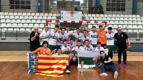 Angel Mora entrenador del juvenil masculino del Club Balonmano Elche Angel Mora entrenador del juvenil masculino del Club Balonmano Elche