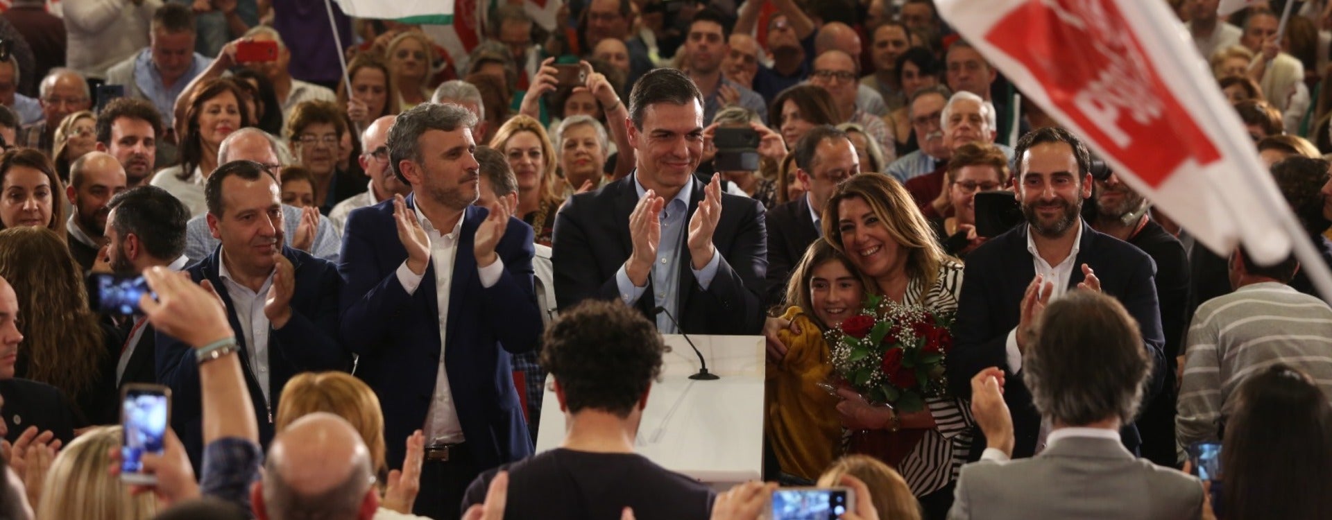 Pedro Sánchez "abre la campaña" en Málaga, junto a una Díaz que entierra el hacha de guerra! Pedro Sánchez "abre la campaña" en Málaga, junto a una Díaz que entierra el hacha de guerra!