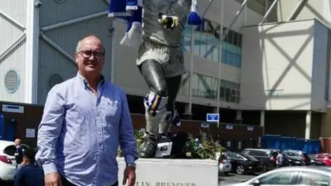Paco Peral, colaborador de Onda Cero y ojeador del Leeds United Paco Peral, colaborador de Onda Cero y ojeador del Leeds United