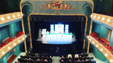 Julia en la onda en el Teatro Zorrilla 