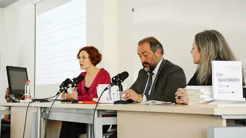 presentacion libro ULCM cuenca