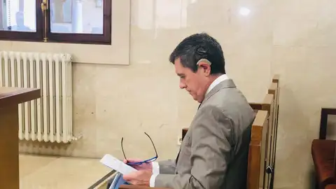 Jaume Matas, en el banquillo de los acusados por el Caso "Turisme Jove". Jaume Matas, en el banquillo de los acusados por el Caso "Turisme Jove".