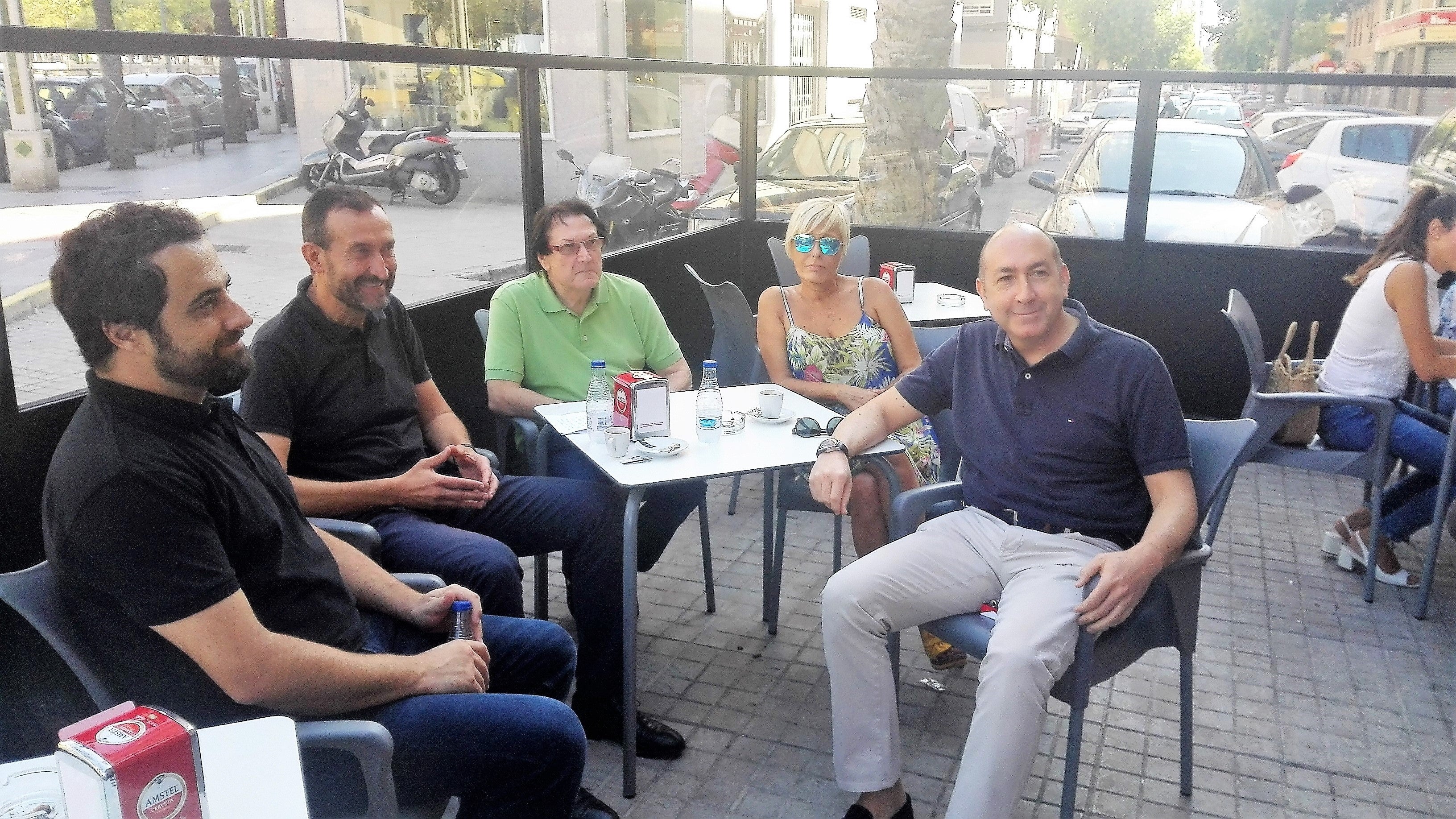 Carlos González cierra ahora filas en torno a la composición de la candidatura que lidera en las elecciones municipales Carlos González cierra ahora filas en torno a la composición de la candidatura que lidera en las elecciones municipales