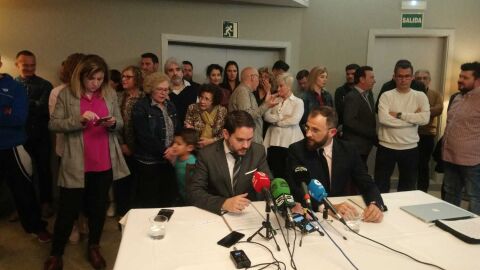 David Caballero y Juan Antonio Sempere antes de la comparecencia p&uacute;blica